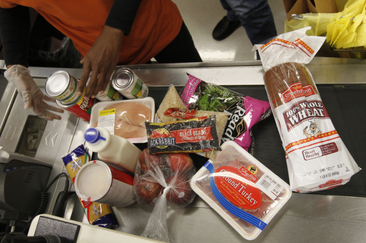 During George W. Bush's presidency, Republican leaders won praise for expanding food assistance. Now the House GOP is drawing criticism for cutting it.