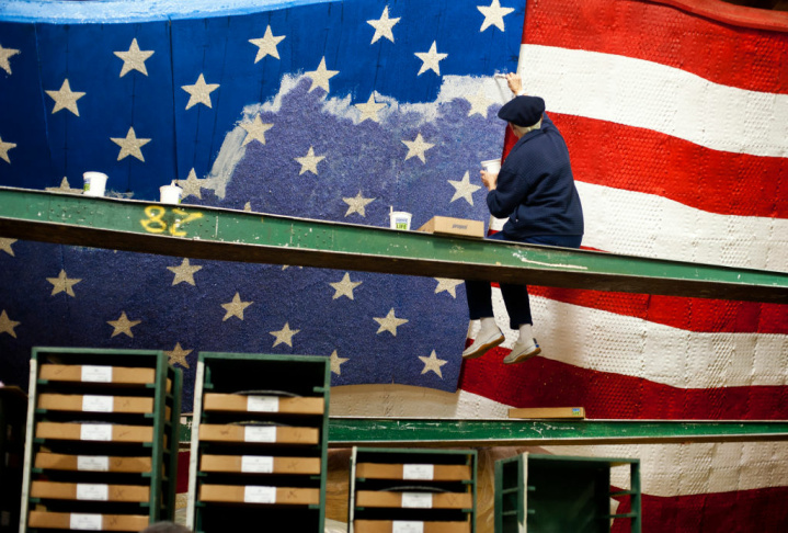 Rose Parade Float Prep - 1