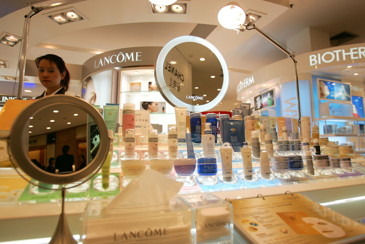 Luxury Goods Market Booms In China