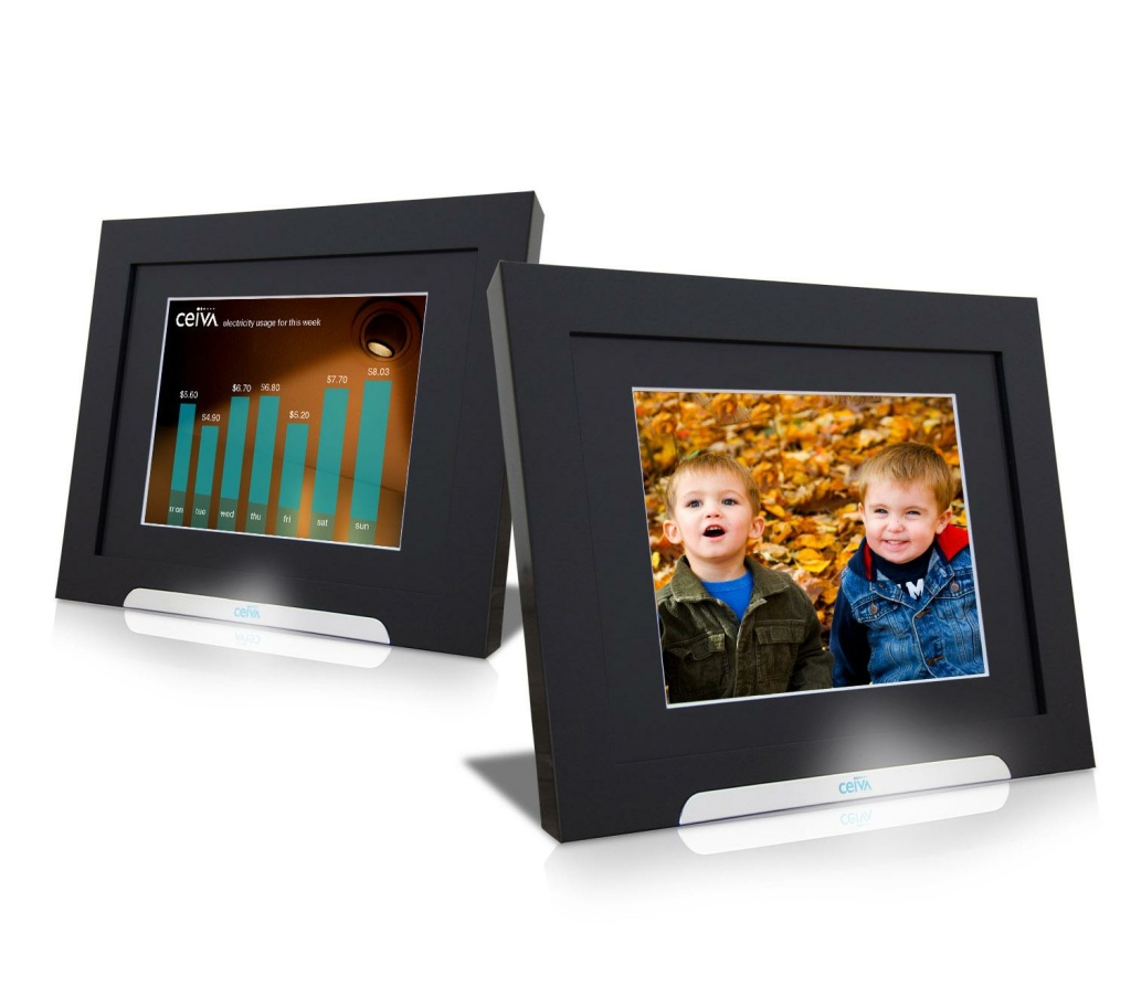 Digital photo frames given out by Glendale Water and Power will alternate homeowners' personal photos with real time information on electricity and water consumption.
