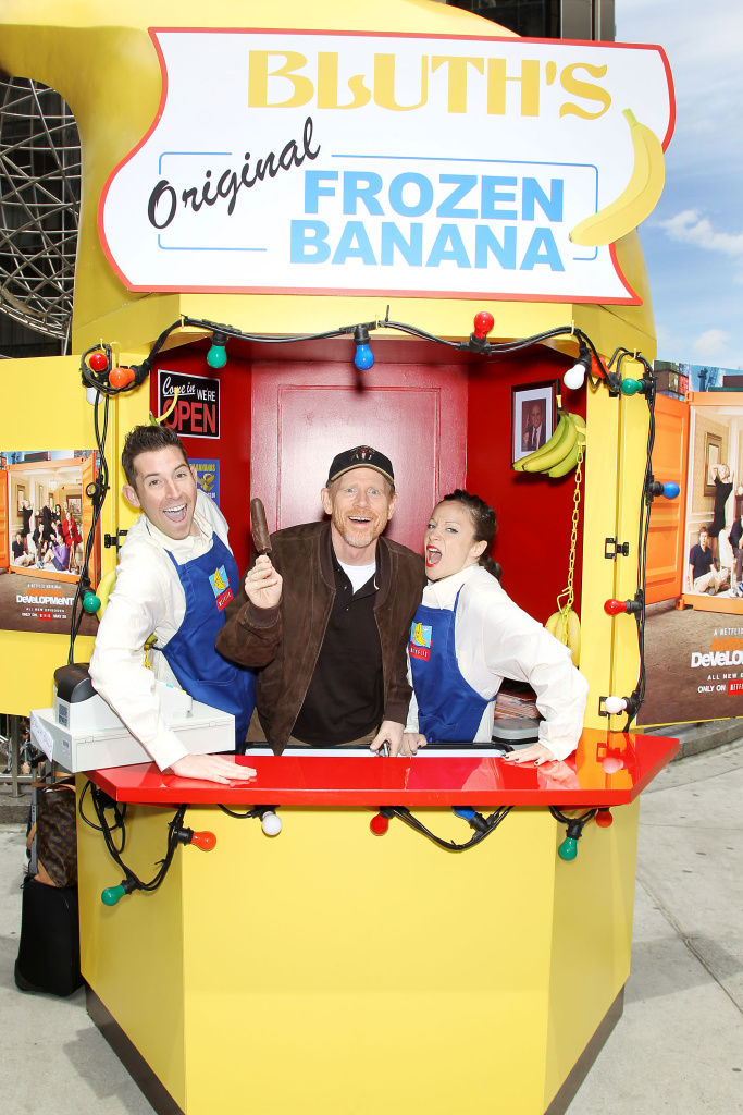 There's an 'Arrested Development' banana stand in Los Angeles and a