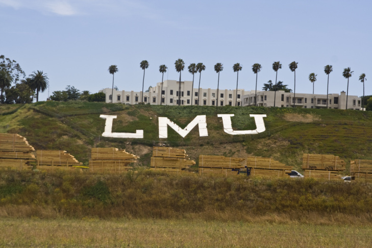 LMU Sign