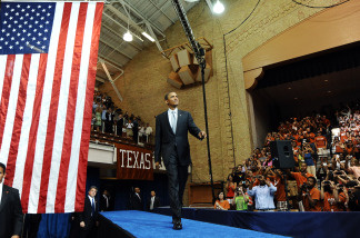 US President Barack Obama arrives on stage to speak on higher education and the economy at the University of Texas in Austin, Texas, on August 9, 2010.