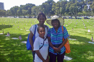Eliz Dowdy, her daughter Agyna and granddaughter Veronica