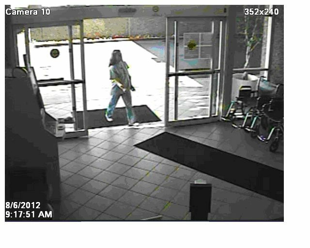 Police in Garden Grove said a woman attempted to kidnap a newborn baby from a hospital Monday afternoon by putting the baby in a tote bag.