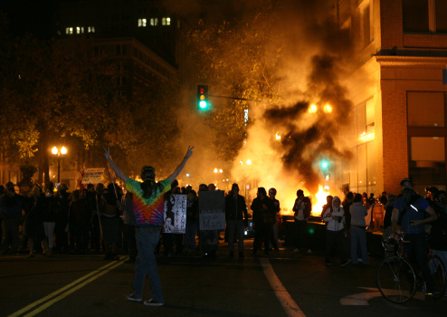 The Occupy Oakland protesters set a fire