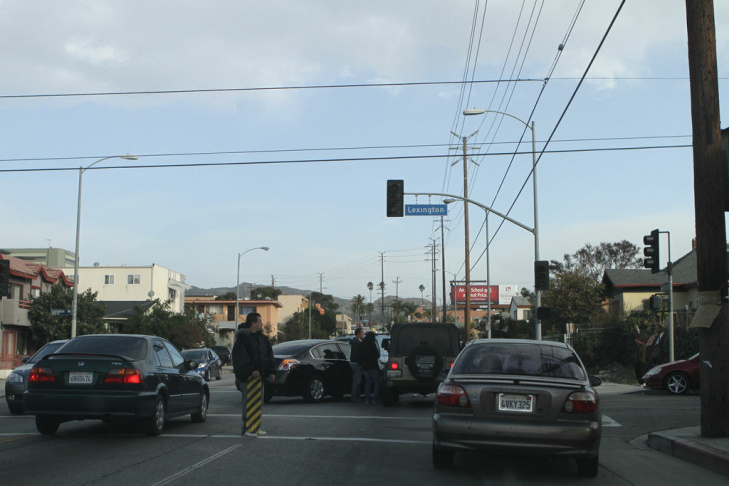 Wind storm causes car crash in East Hollywood