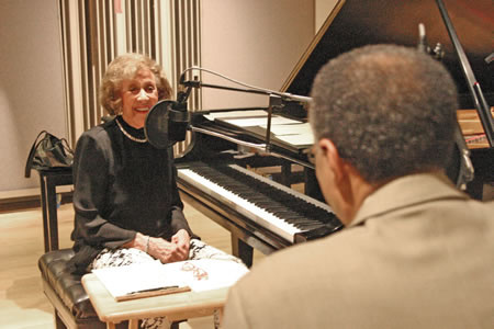 Marian_McPartland_interviews_Ramsey_Lewis.jpg