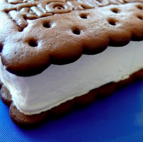 ice cream sandwich