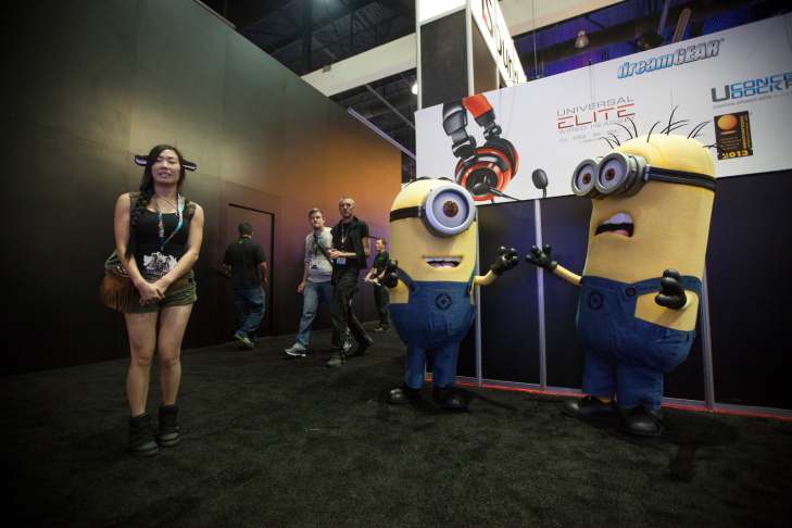 E3
