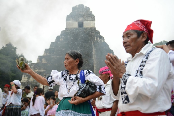 GUATEMALA-MAYA-CALENDAR-TIKAL-CELEBRATION