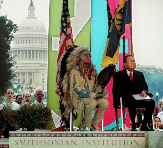 US Senators Ben Nighthorse Campbell (L),R-CO, dres