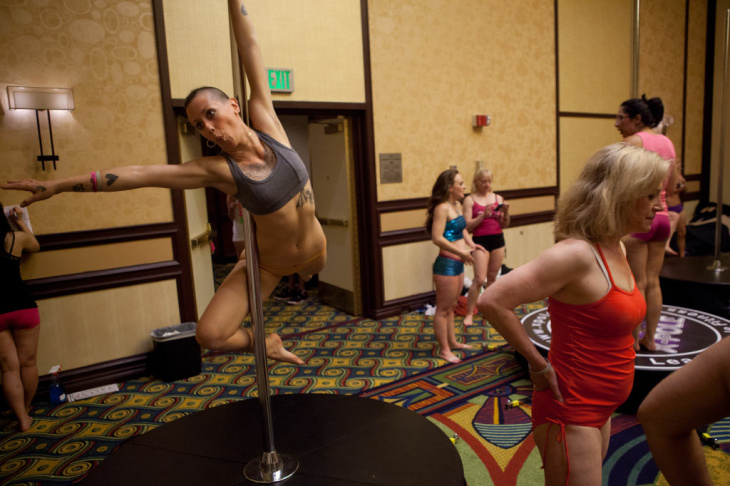 Pole Dancing Convention