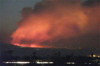 Tehachapi "West Fire" at night; view from Mojave