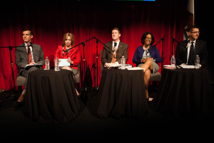 Forum Mayor Debate