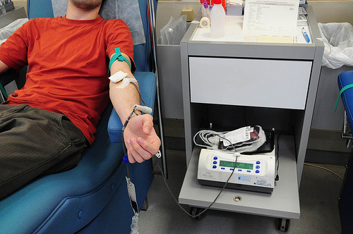 A group of college students in New York and California have started a petition to allow gay men to donate blood. Current regulations restrict them from doing so.