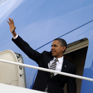 US President Barack Obama boards Air For