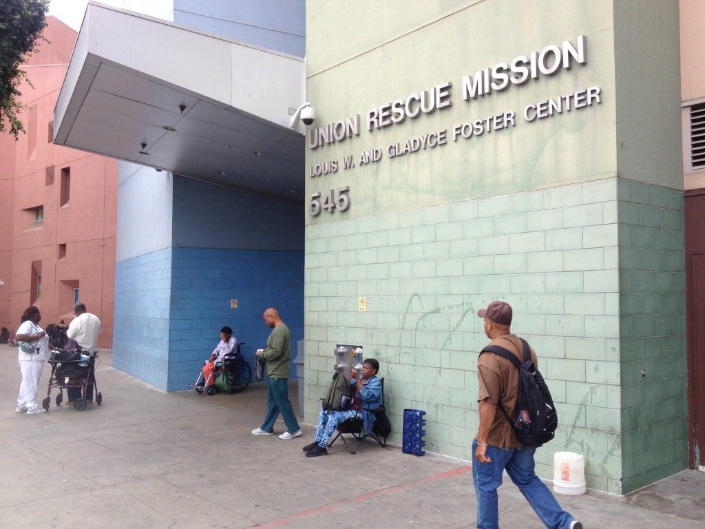 la rescue audio homeless and children flooding la shelters 89 3 kpcc la rescue audio homeless and children flooding la shelters 89 3 kpcc
