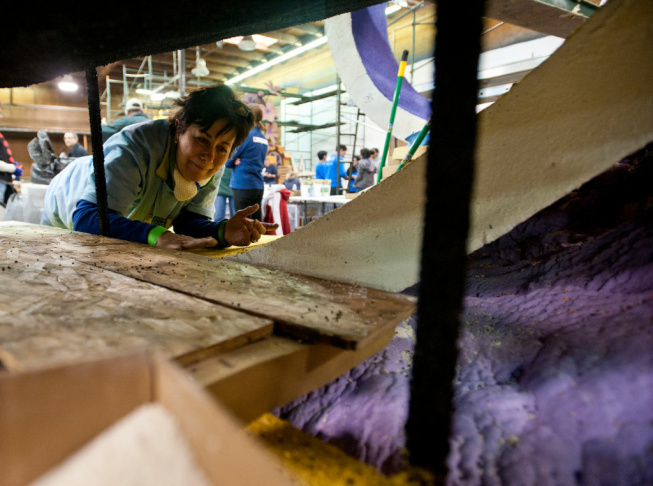 Rose Parade Float Prep - 2