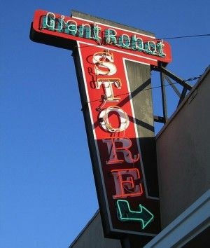 The Giant Robot store sign on Sawtelle Boulevard, September 2006