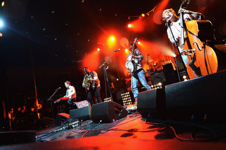 Mumford & Sons In Concert - Hoboken, NJ