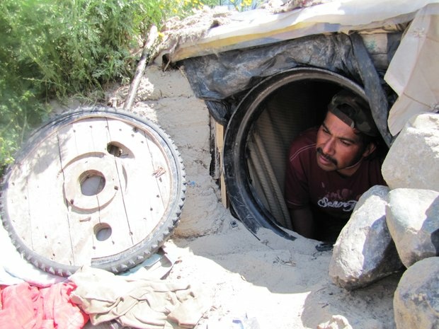 Deportee his home