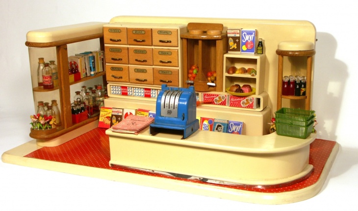 Toy grocery store
