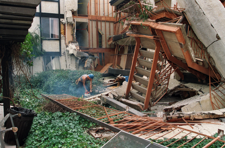 USA-EARTHQUAKE-REPAIR