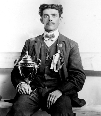 Dorando Pietri trophy 1908 Olympic marathon
