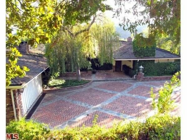 In 1996 the Beatles rented this 4,330 square foot house from Zsa Zsa Gabor during their North American Tour. It is on the market for over $3 million.