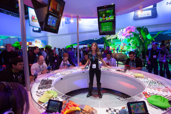 E3