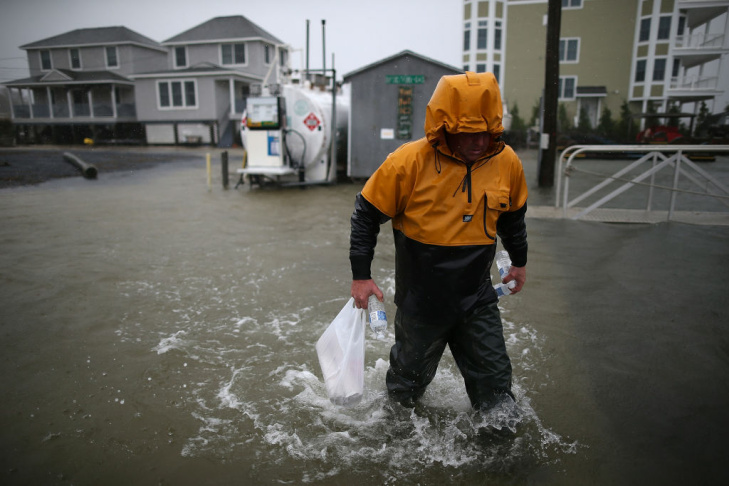 Mid Atlantic Coast Prepares For Hurricane Sandy