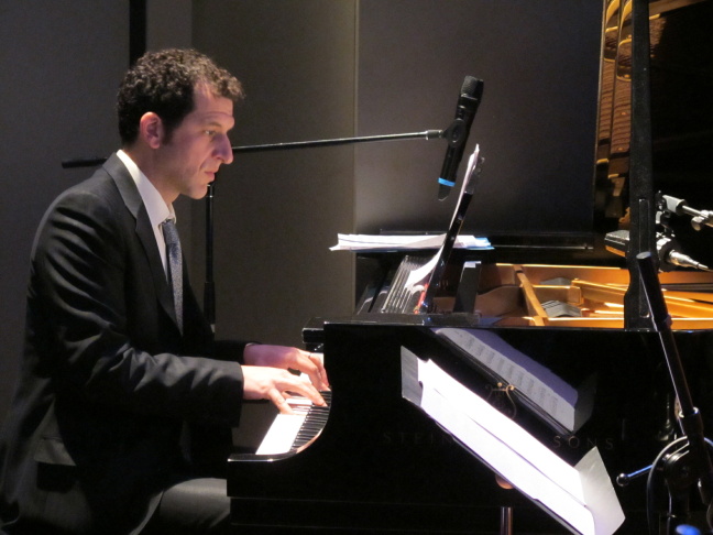 Pianist Peter Smith