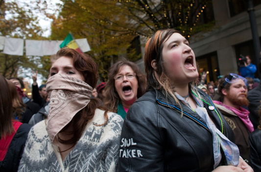 Portland's Mayor Shuts Down Occupy Encampment.
