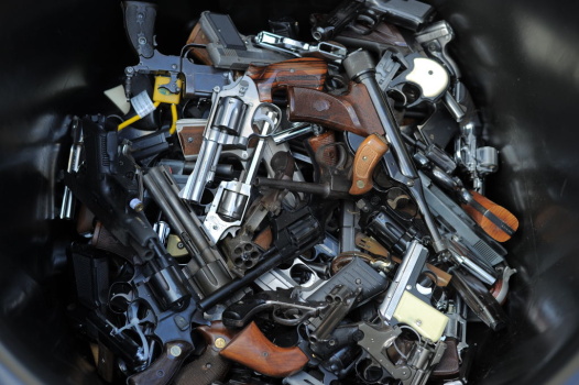 US-SHOOTING-GUNS