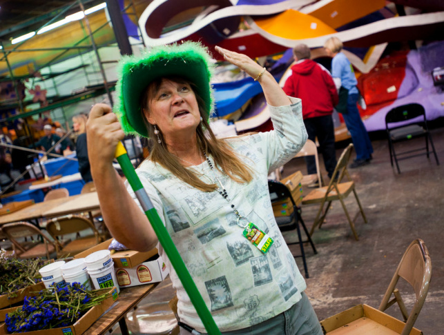 Rose Parade Float Prep - 3