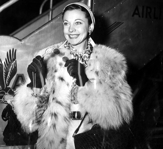 1953: Vivien Leigh and the world's fanciest red/blue 3-D glasses, reportedly purchased in Paris.
