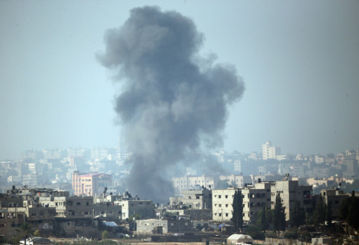 Israeli Troops Continue To Gather On Border As UN Call For Truce