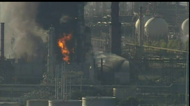Chevron refinery fire in Richmond, CA