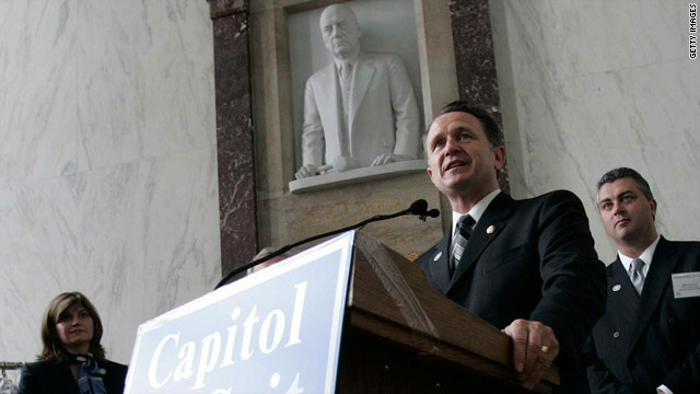 Republican Congressman Wally Herger of California announced Tuesday that he will retire from the House of Representatives at the end of his 13th term.