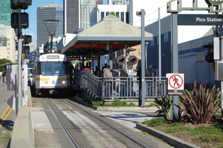 Expo LIne Pico Station