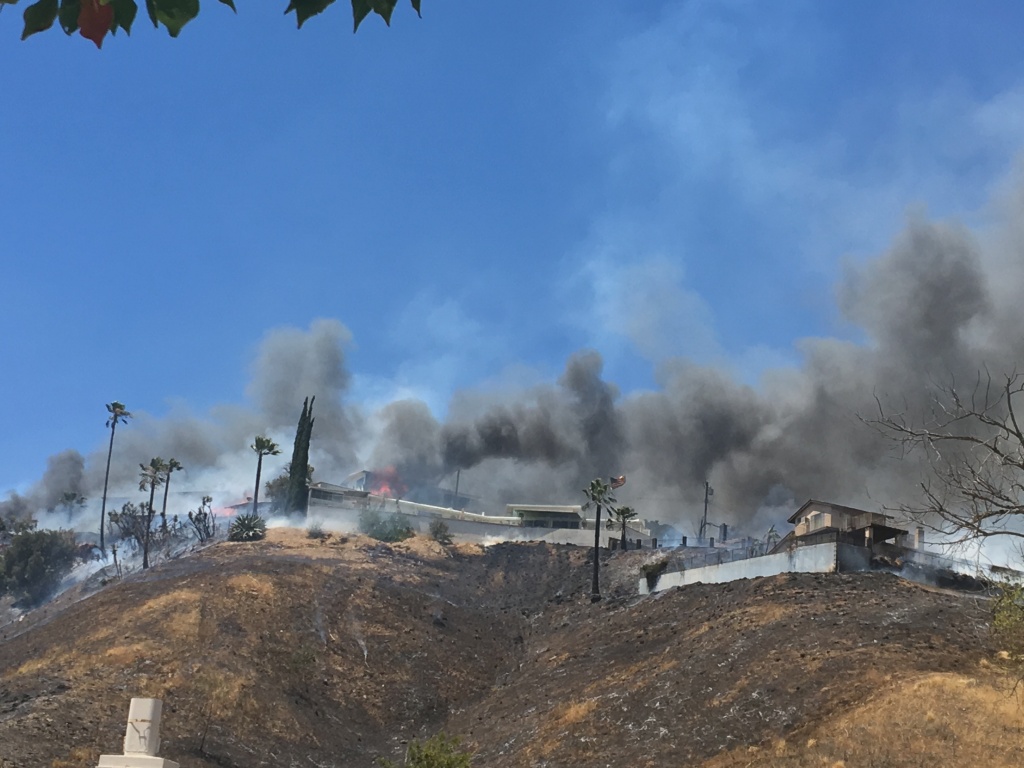 Infographic Kendall Fire Wildfire forces evacuations, causes injuries