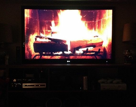 yule log tv netflix