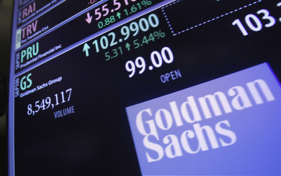 Earns Goldman Sachs