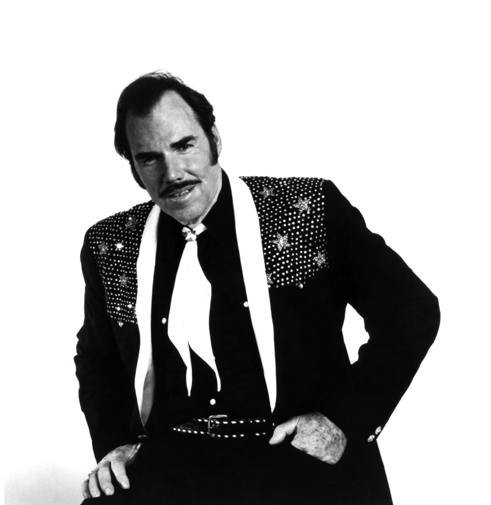 Yodeling country singer Slim Whitman dies at age 90 89.3 KPCC