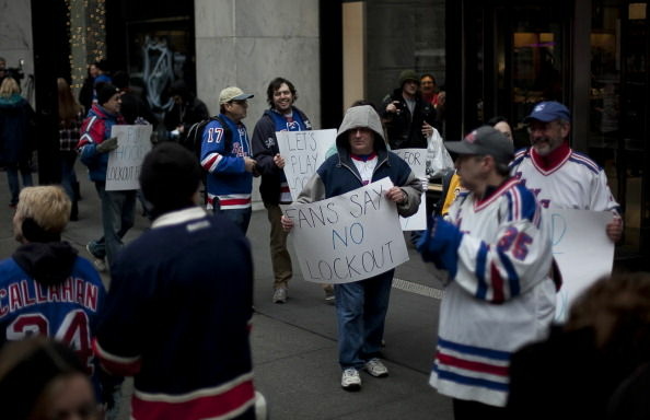 Hockey Fans Protest Outside NHL Offices
