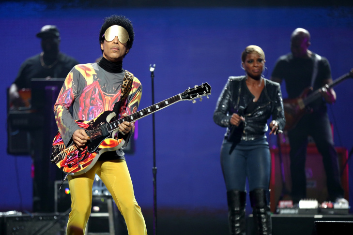 2012 iHeartRadio Music Festival - Day 2 - Show
