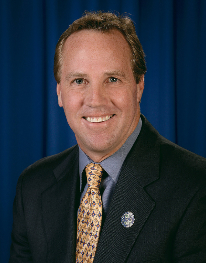 http://a.scpr.org/i/8d1067b450e1608160ac454f135ec8d1/151826-full.jpg