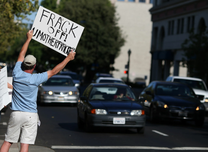 Activists Rally Against Fracking Outside California EPA Office