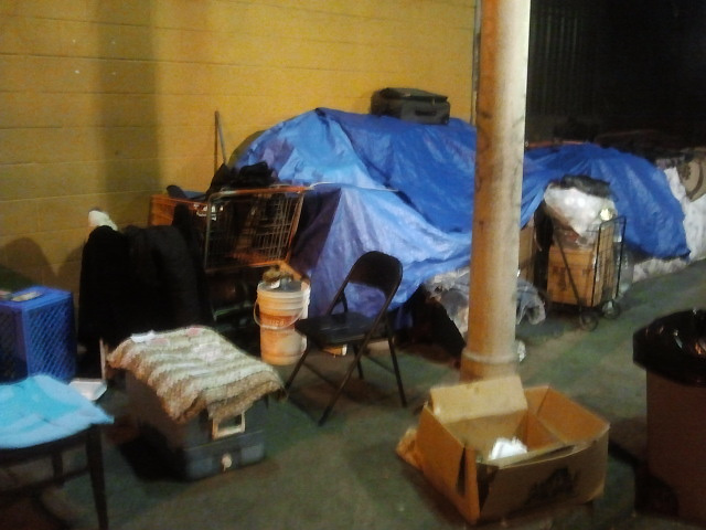 Homeless Belongings5